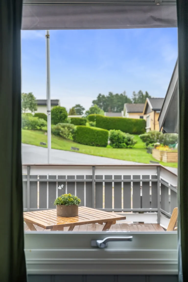 747_acf5b2e5-1a32-453a-a9a9-4992eb51fef2