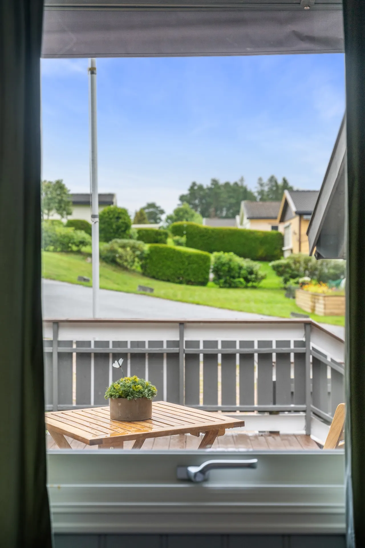 747_acf5b2e5-1a32-453a-a9a9-4992eb51fef2